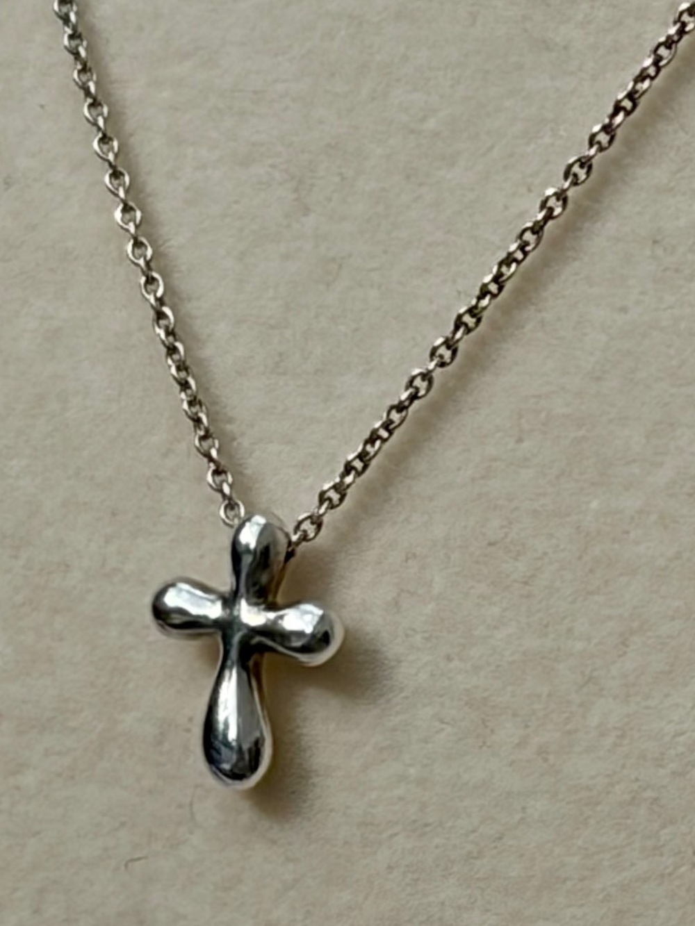 Vintage Tiffany & Co. Elsa Peretti Teardrop Cross - Picture 3 of 8